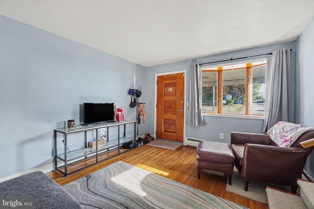4609 MARBLEHEAD ST, Harrisburg, PA 17109