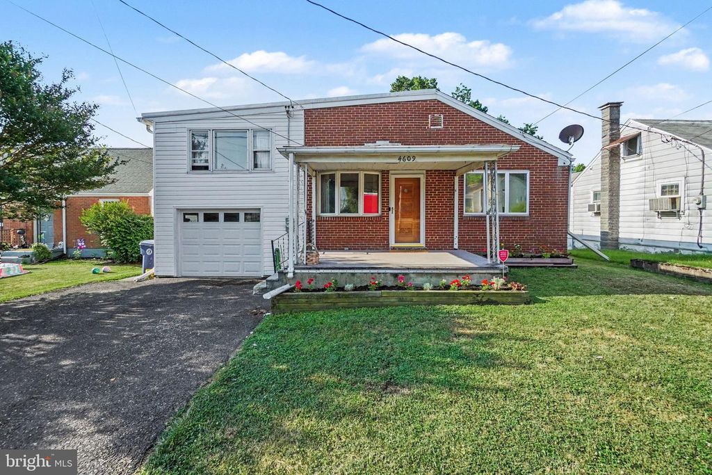 4609 MARBLEHEAD ST, Harrisburg, PA 17109