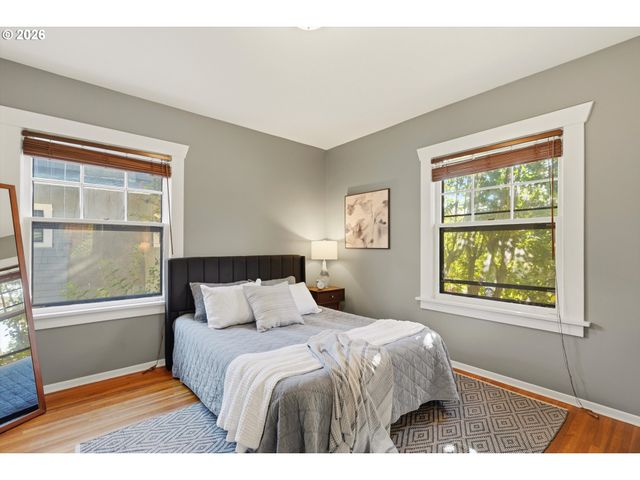 2012 Se HEMLOCK Ave, Portland, OR 97214
