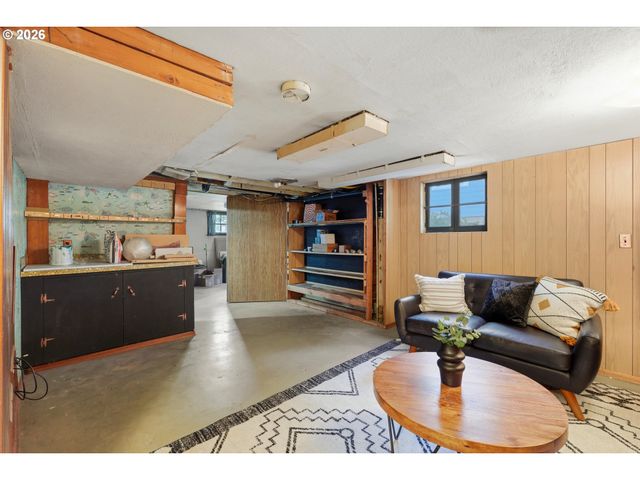 2012 Se HEMLOCK Ave, Portland, OR 97214