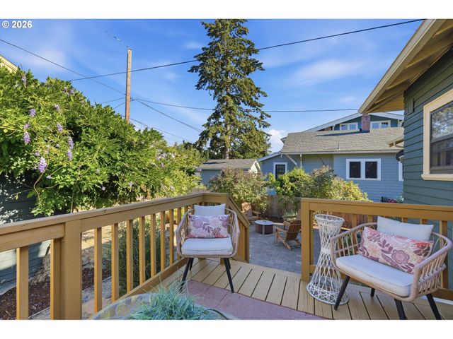 2012 Se HEMLOCK Ave, Portland, OR 97214