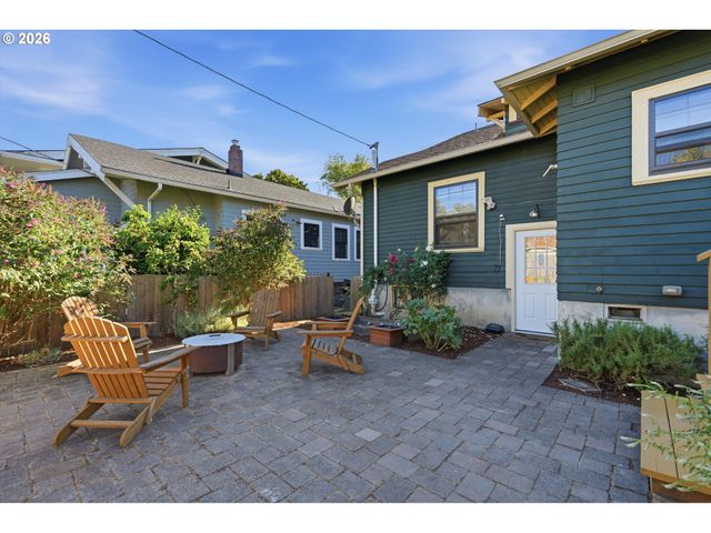 2012 Se HEMLOCK Ave, Portland, OR 97214