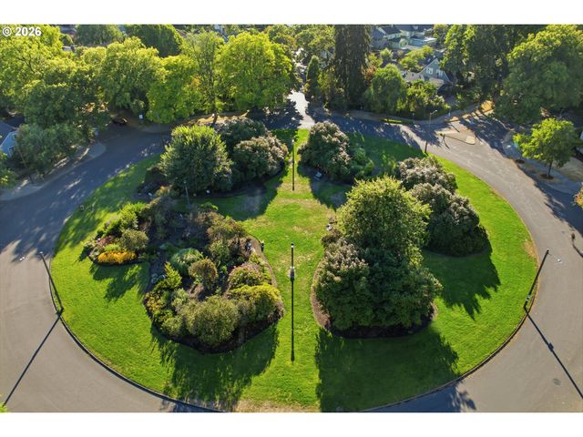2012 Se HEMLOCK Ave, Portland, OR 97214
