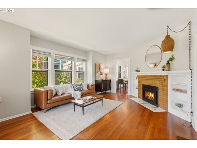 2012 Se HEMLOCK Ave, Portland, OR 97214