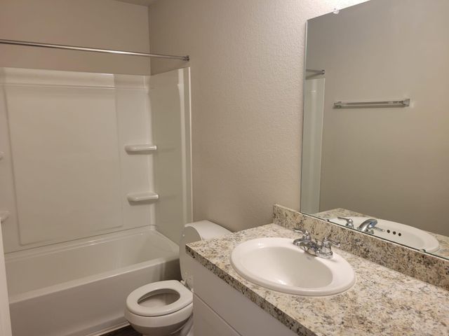 14930 Dane Ct, Montgomery, TX 77316