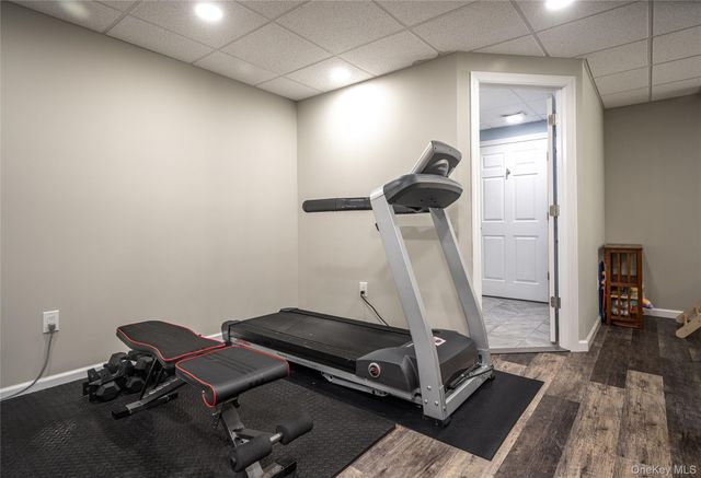 14 Geneva Drive, Hopewell Junction, NY 12533