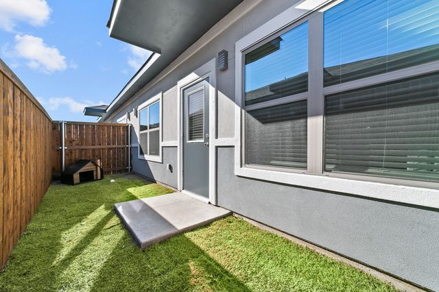 6940 Gladly, Mckinney, TX 75071