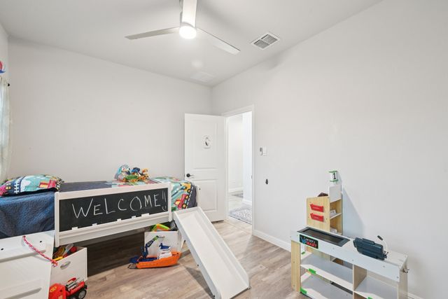 125 Orchard Pines Place, Boyd, TX 76023