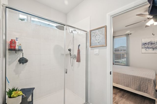 125 Orchard Pines Place, Boyd, TX 76023