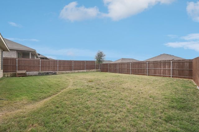 125 Orchard Pines Place, Boyd, TX 76023