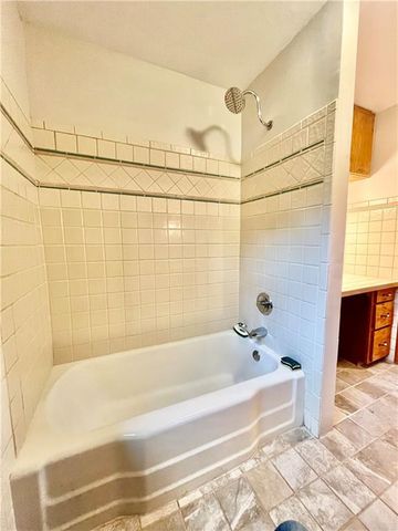 1612 Country Club Road, Atchison, KS 66002