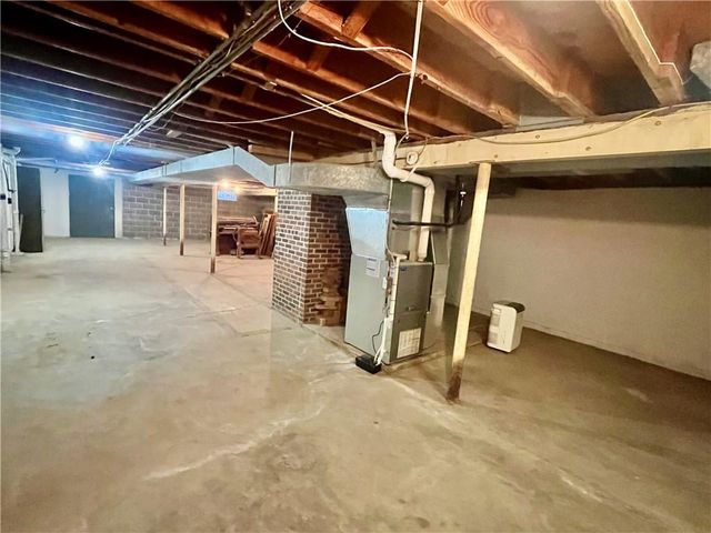 1612 Country Club Road, Atchison, KS 66002