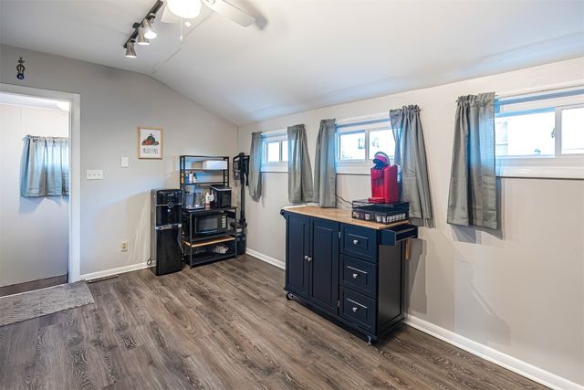 2124 PLUM Street, Erie, PA 16502