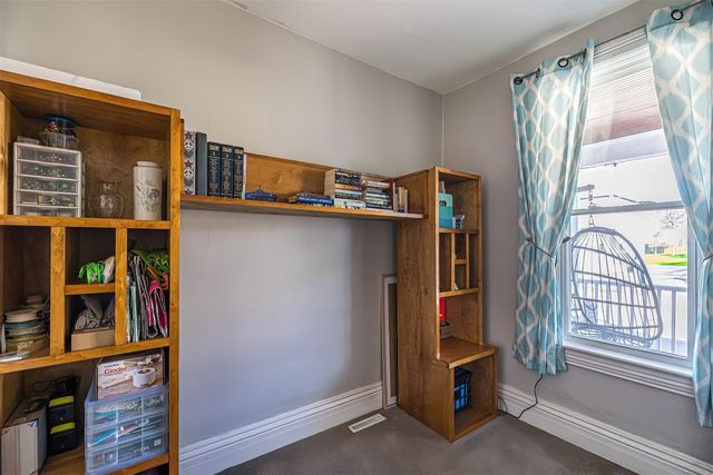 2124 PLUM Street, Erie, PA 16502