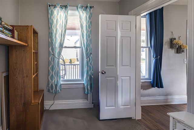 2124 PLUM Street, Erie, PA 16502