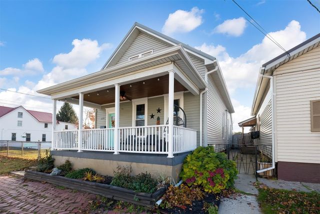 2124 PLUM Street, Erie, PA 16502