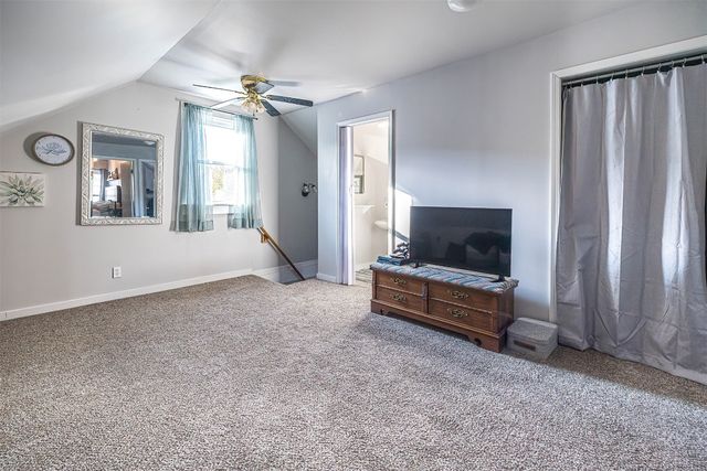 2124 PLUM Street, Erie, PA 16502