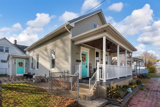 2124 PLUM Street, Erie, PA 16502