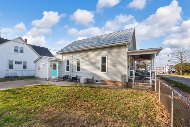 2124 PLUM Street, Erie, PA 16502