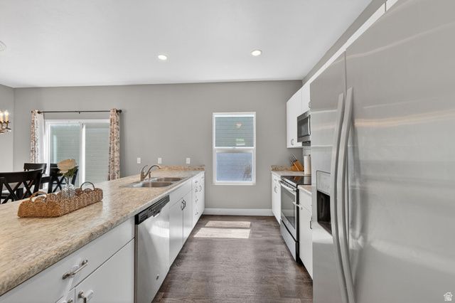 15164 S BATTLE DR, Bluffdale, UT 84065