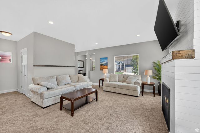 15164 S BATTLE DR, Bluffdale, UT 84065