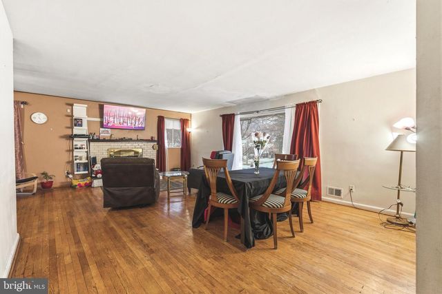 2300 FAIRLAWN ST, Temple Hills, MD 20748