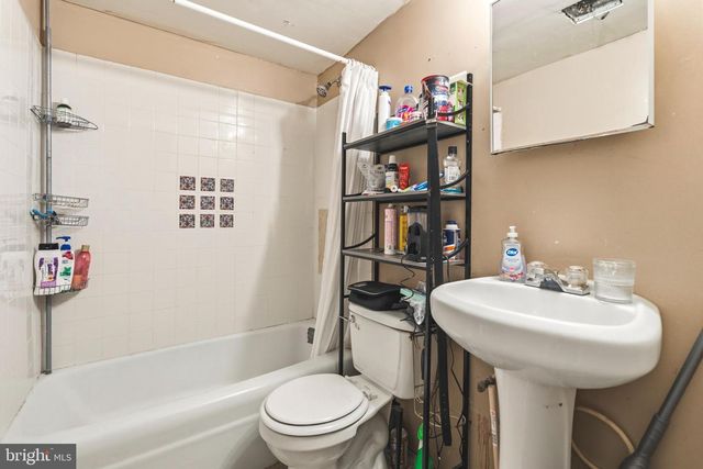 2300 FAIRLAWN ST, Temple Hills, MD 20748