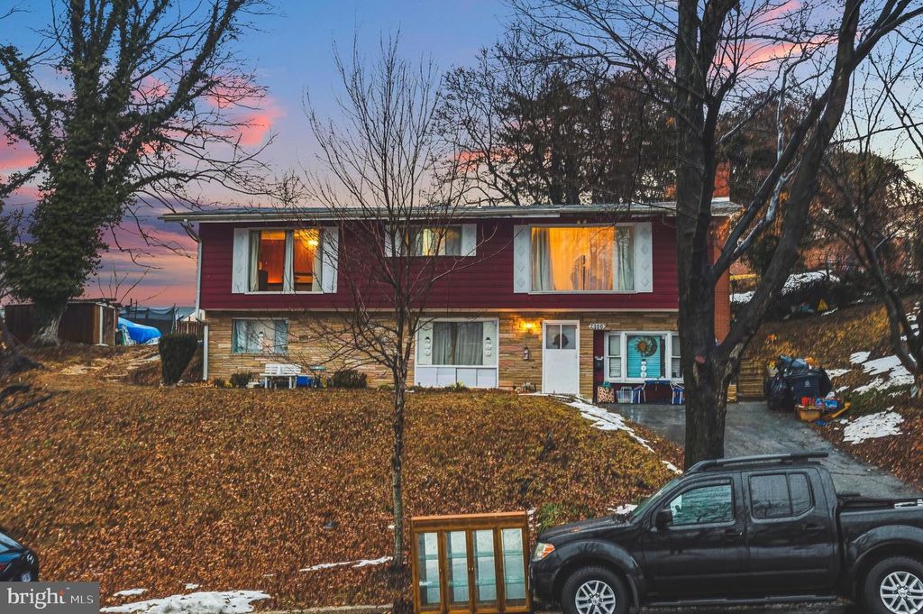 2300 FAIRLAWN ST, Temple Hills, MD 20748