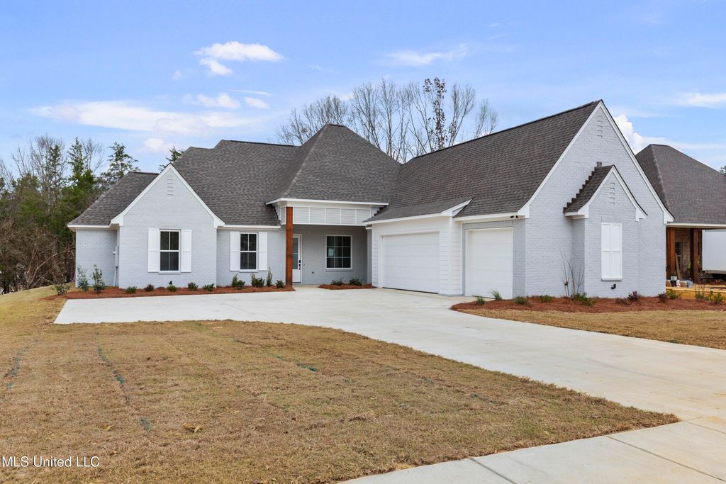 373 Wellstone Place, Madison, MS 39110
