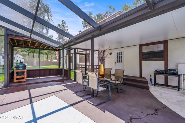 102 Thicket Lane, Palatka, FL 32177