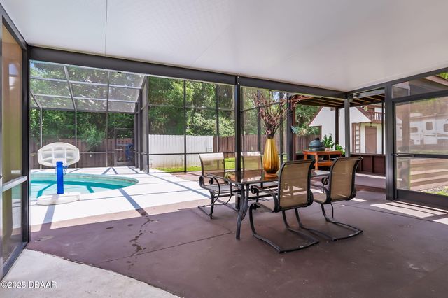 102 Thicket Lane, Palatka, FL 32177