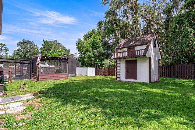 102 Thicket Lane, Palatka, FL 32177