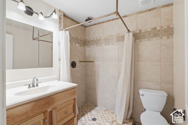 46 E WHITAKER CIR, Kaysville, UT 84037
