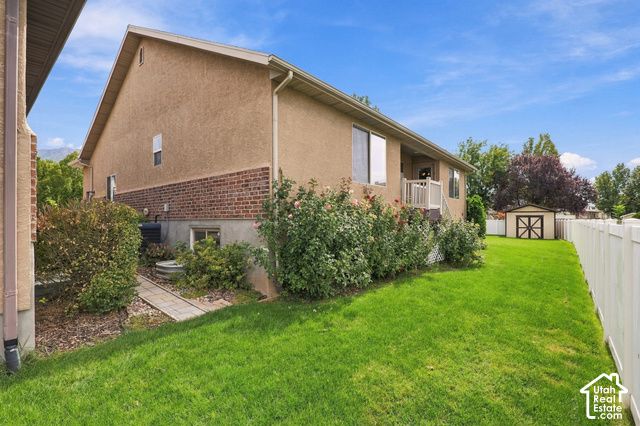 46 E WHITAKER CIR, Kaysville, UT 84037