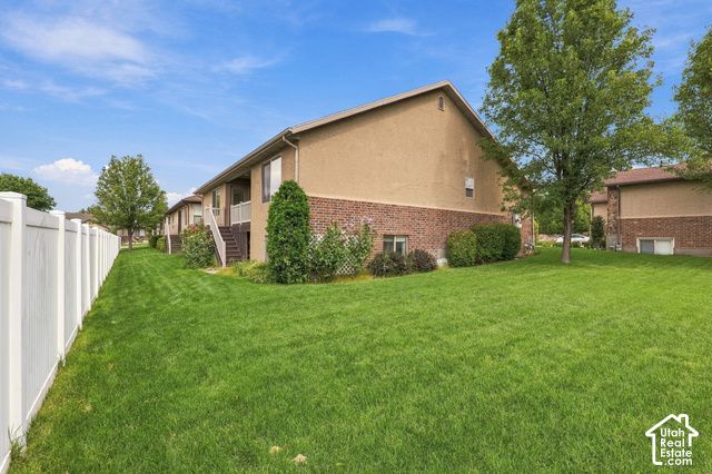 46 E WHITAKER CIR, Kaysville, UT 84037