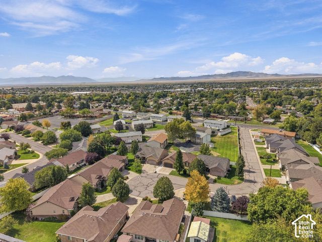 46 E WHITAKER CIR, Kaysville, UT 84037