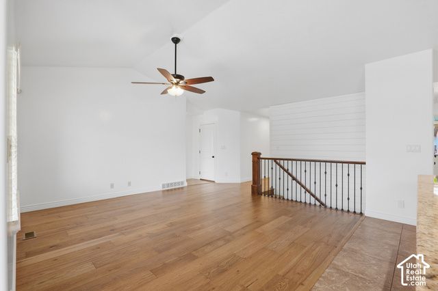 46 E WHITAKER CIR, Kaysville, UT 84037