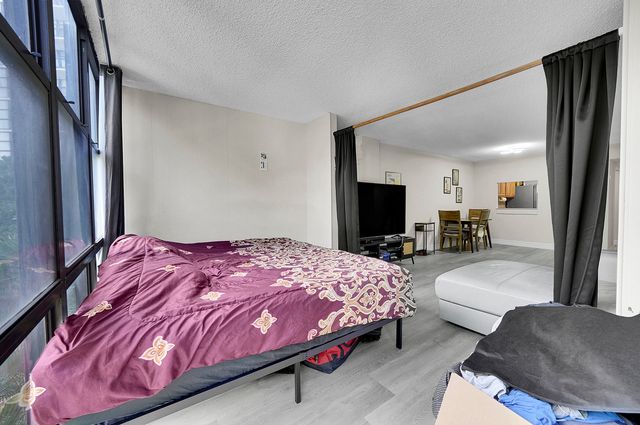 1000 Parkview Drive Unit 306, Hallandale Beach, FL 33009