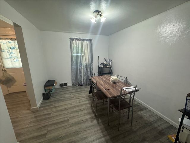 445-447 Idlewood Rd, Penn Hills, PA 15235