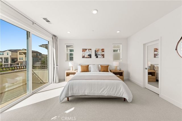 372 Baluster, Irvine, CA 92618