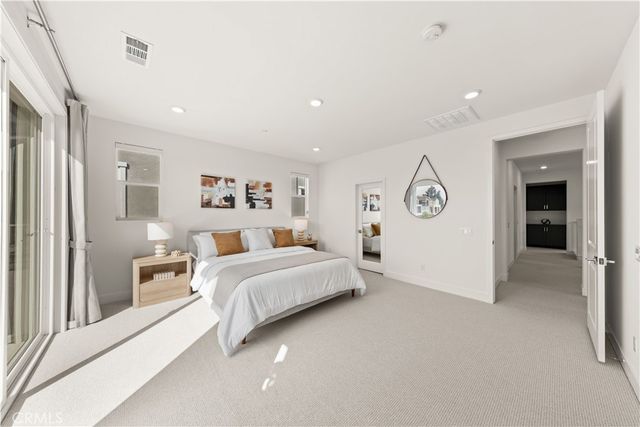 372 Baluster, Irvine, CA 92618