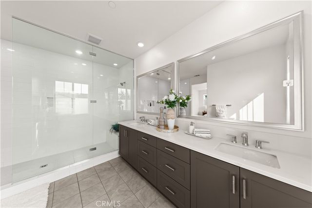 372 Baluster, Irvine, CA 92618