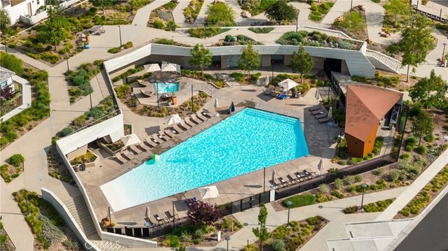 372 Baluster, Irvine, CA 92618