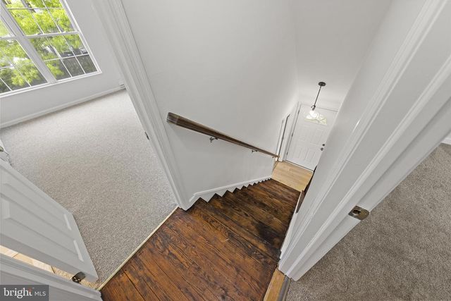 141 BOWSPRIT RD, Manahawkin, NJ 08050