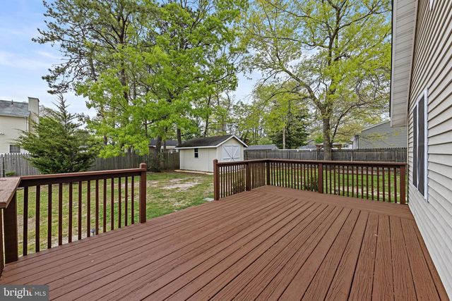 141 BOWSPRIT RD, Manahawkin, NJ 08050