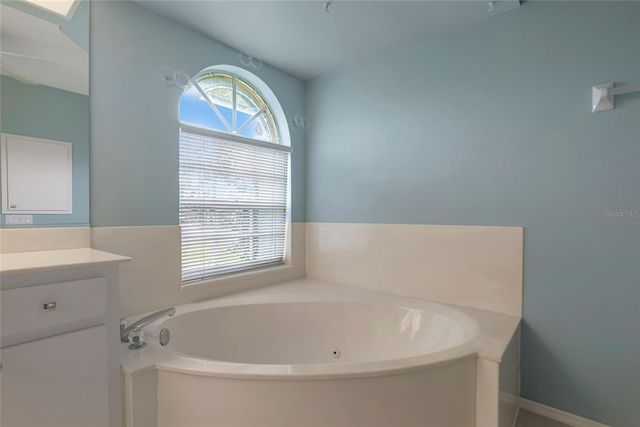 4806 JACARANDA HEIGHTS DRIVE, Venice, FL 34293