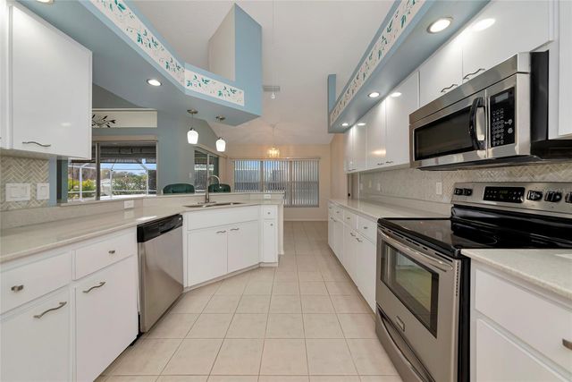 4806 JACARANDA HEIGHTS DRIVE, Venice, FL 34293