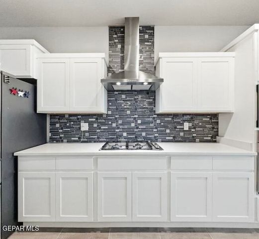 2370 ENCHANTED BUTTE, El Paso, TX 79911
