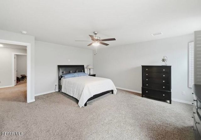 2370 ENCHANTED BUTTE, El Paso, TX 79911