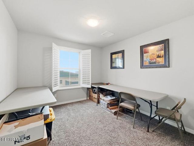 2370 ENCHANTED BUTTE, El Paso, TX 79911